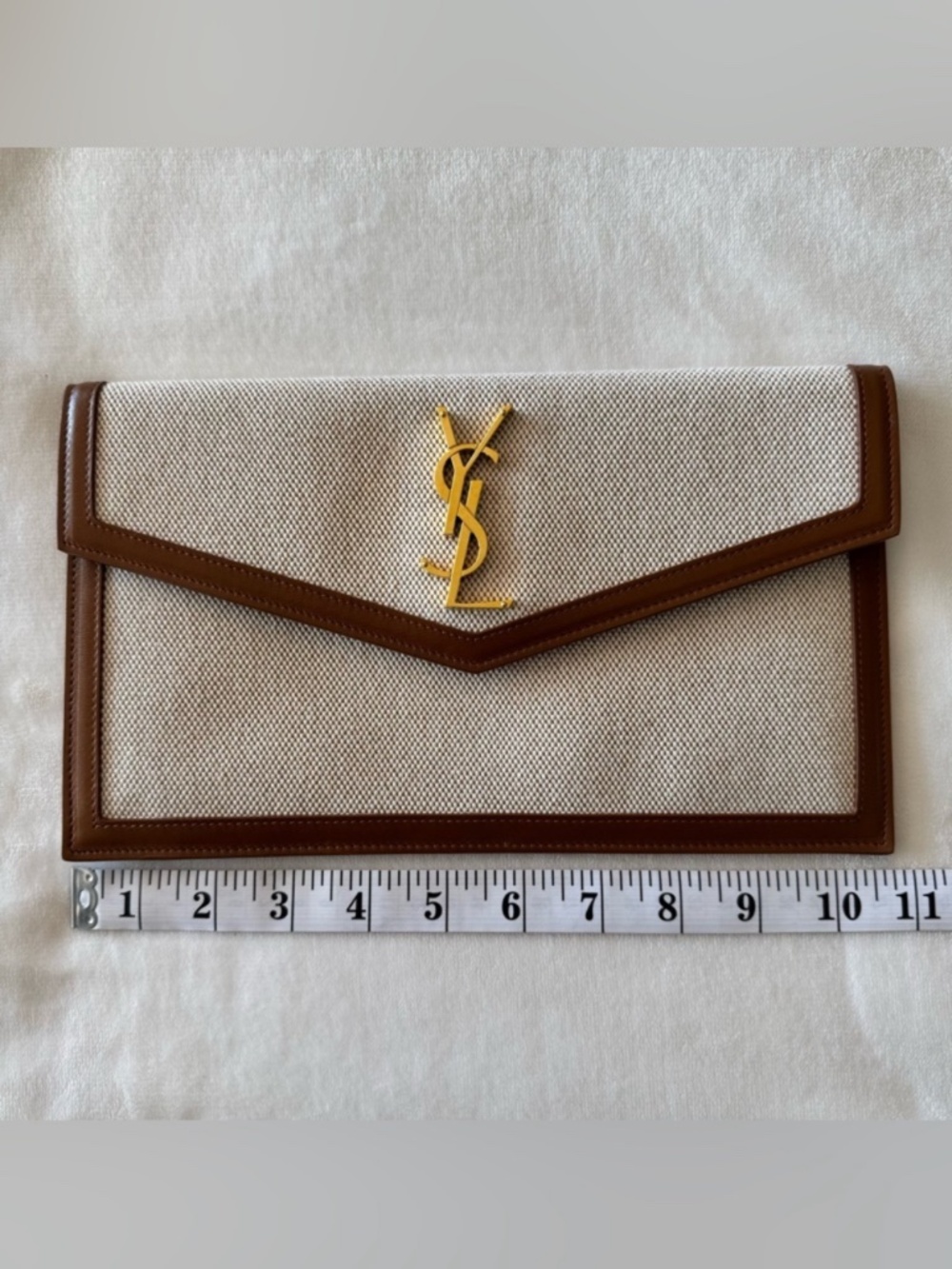 YSL Raffia Pouch - Picture 6 of 7